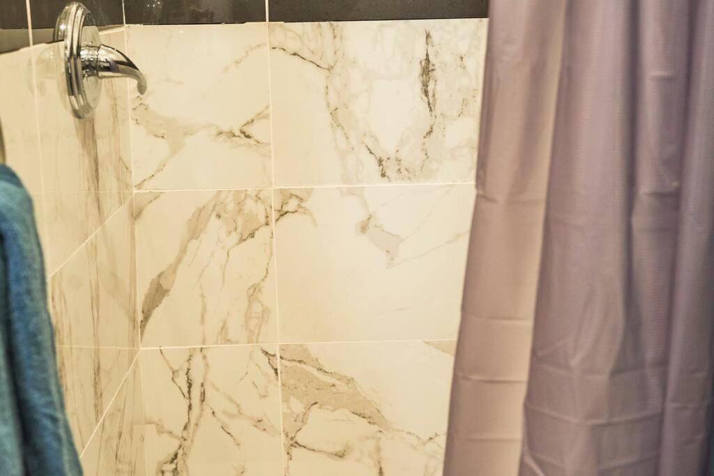 Apartamento Blue Lounge ☆ Lafontaine Park ☆ Tv Cable Montreal Exterior foto